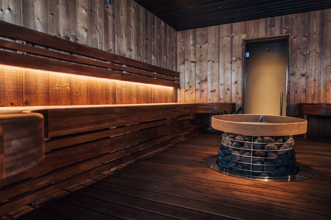 Warm communal sauna room illustrating jjimjilbang etiquette for first-time visitors